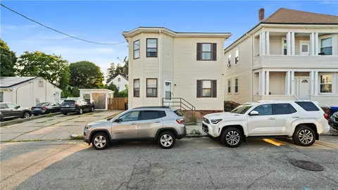 18 Amory St, Providence, RI 02904