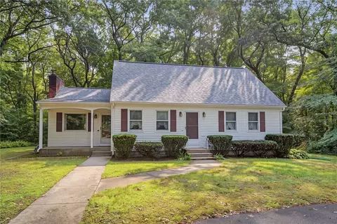27 Peck Hill Rd, Johnston, RI 02919