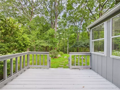 Exterior - 26 Eagle Run #B, East Greenwich, RI 02818 photo 7 of 9