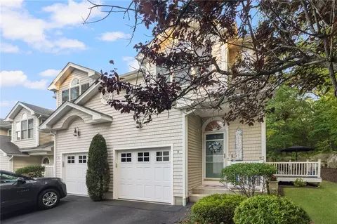 1 Santini St #H, North Providence, RI 02904