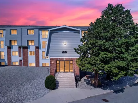 300 Smithfield Rd #5-56, North Providence, RI 02904