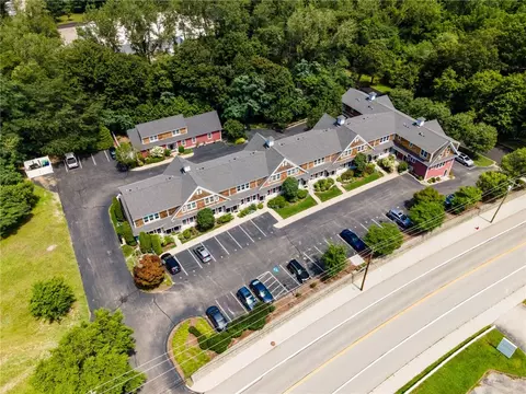 Exterior - 265 Post Road Rd #4, Warwick, RI 02888 photo 9 of 9