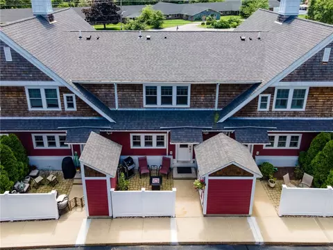 Exterior - 265 Post Road Rd #4, Warwick, RI 02888 photo 7 of 9