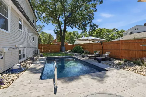 Exterior - 1 Staples Ave, Warwick, RI 02886 photo 13 of 17