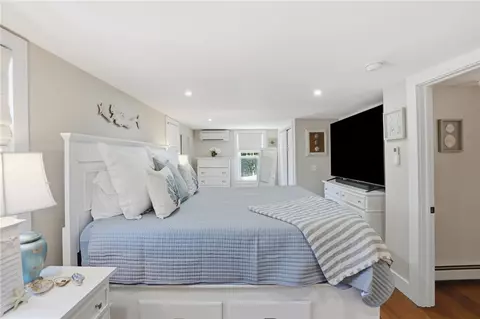 Bedroom - 1 Staples Ave, Warwick, RI 02886 photo 1 of 6