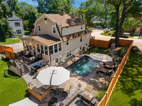 Exterior - 1 Staples Ave, Warwick, RI 02886 photo 1 of 17