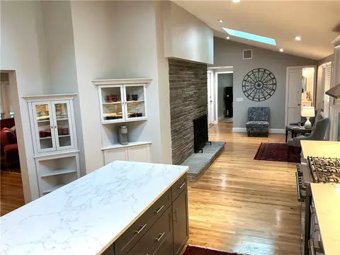 Kitchen - 132 Timberline Rd, Warwick, RI 02886 photo 5 of 7