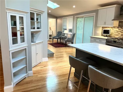 Kitchen - 132 Timberline Rd, Warwick, RI 02886 photo 4 of 7