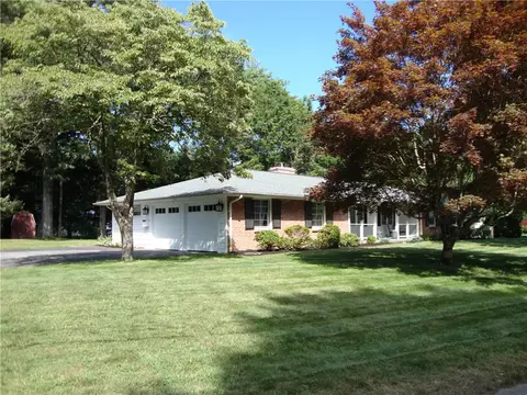 Exterior - 132 Timberline Rd, Warwick, RI 02886 photo 5 of 10
