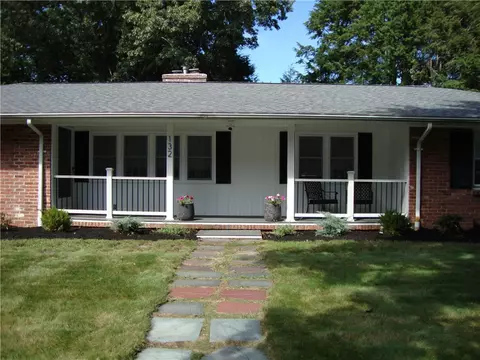 Exterior - 132 Timberline Rd, Warwick, RI 02886 photo 3 of 10