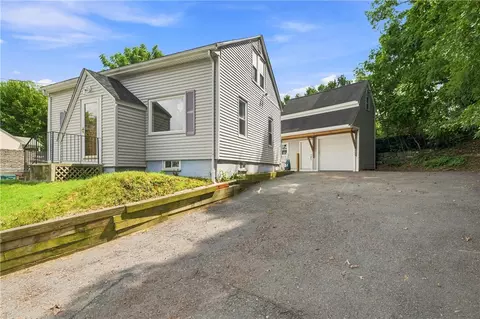 Exterior - 31 Coolidge Ave, Woonsocket, RI 02895 photo 2 of 9