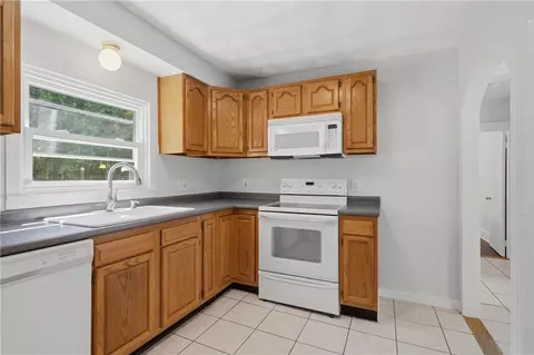Kitchen - 31 Coolidge Ave, Woonsocket, RI 02895 photo 2 of 3