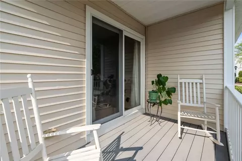 Exterior - 500 Mendon Rd #213, Cumberland, RI 02864 photo 2 of 4