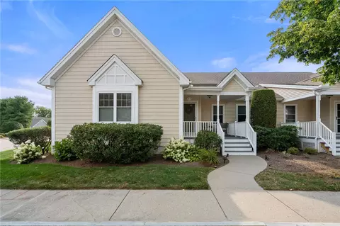 500 Mendon Rd #213, Cumberland, RI 02864