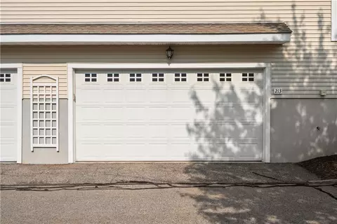Exterior - 500 Mendon Rd #213, Cumberland, RI 02864 photo 4 of 4