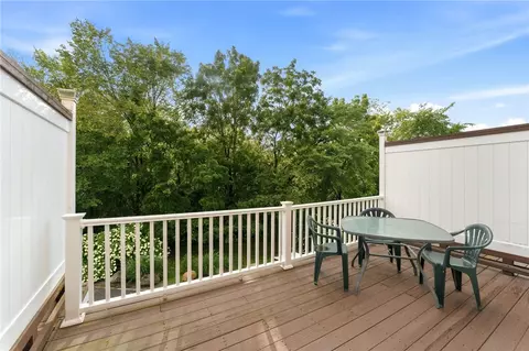 Exterior - 3399 Post Rd #13, Warwick, RI 02886 photo 3 of 7