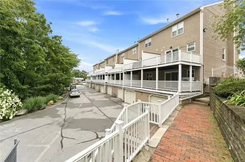 Exterior - 3399 Post Rd #13, Warwick, RI 02886 photo 4 of 7