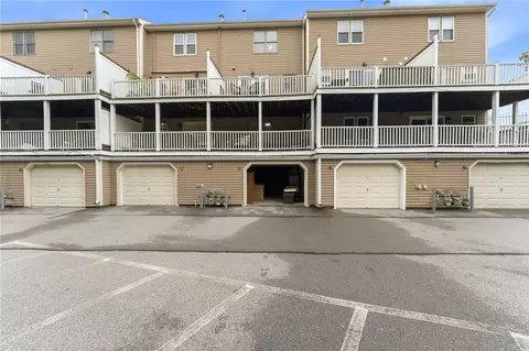 Exterior - 3399 Post Rd #13, Warwick, RI 02886 photo 6 of 7