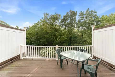 Exterior - 3399 Post Rd #13, Warwick, RI 02886 photo 2 of 7