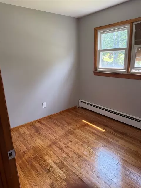 2 Lawrence St, Westerly, RI 02891 photo 8