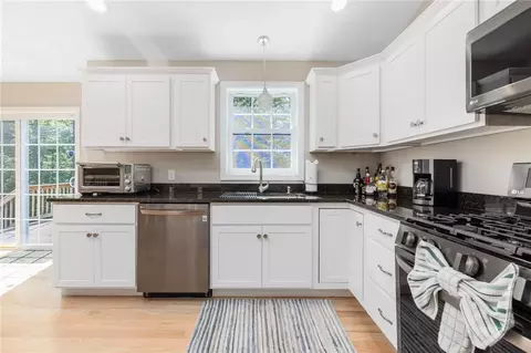 Kitchen - 301 Ledge Rd, Coventry, RI 02816 photo 2 of 3