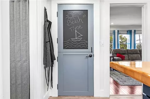 Entry Way - 124 Beach St, Westerly, RI 02891 photo 1 of 2