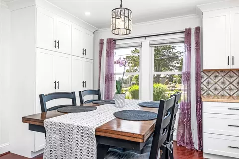 Dining - 124 Beach St, Westerly, RI 02891 photo 3 of 3