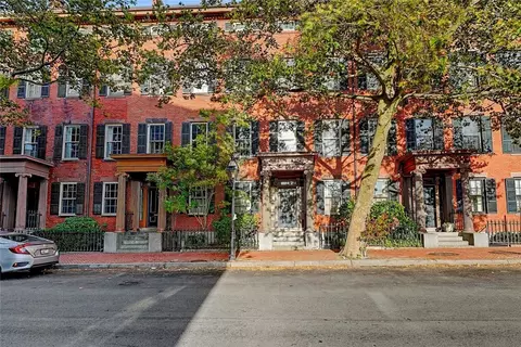 261 Benefit St #2, Providence, RI 02903