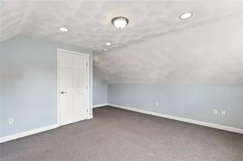 Bedroom - 36 Newfield Ave, Warwick, RI 02888 photo 11 of 12