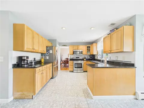 Kitchen - 21 Buxton Dr, Cranston, RI 02921 photo 1 of 5