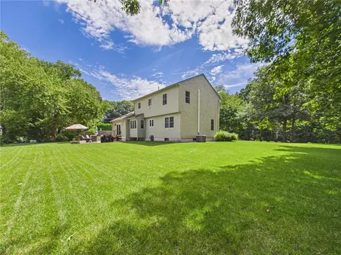 Exterior - 21 Buxton Dr, Cranston, RI 02921 photo 6 of 12