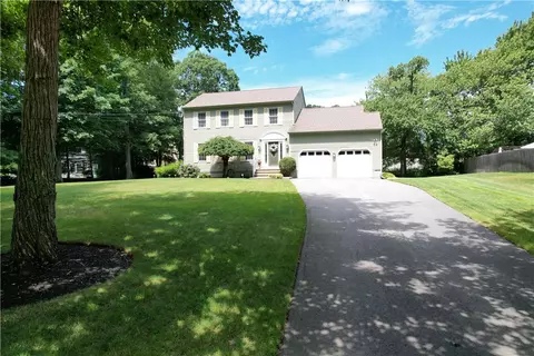 Exterior - 21 Buxton Dr, Cranston, RI 02921 photo 3 of 12