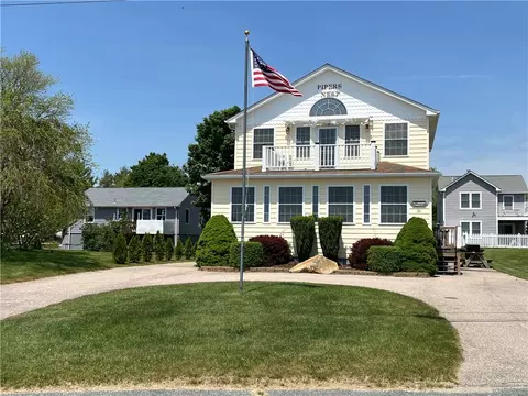 36 Sherman Rd, South Kingstown, RI 02879