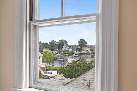 View/Area - 20 Spring Garden St, Warwick, RI 02888 photo 1 of 7