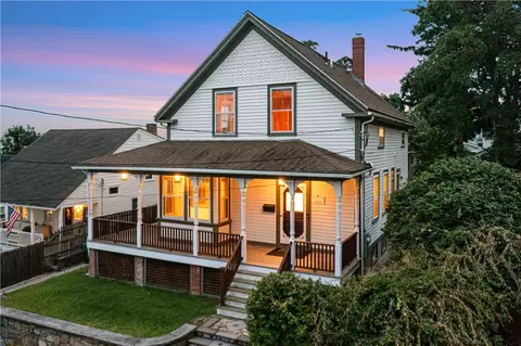 Exterior - 20 Spring Garden St, Warwick, RI 02888 photo 2 of 11