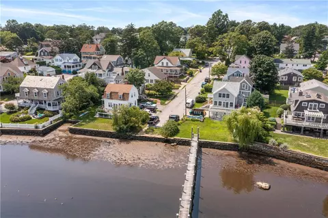 View/Area - 20 Spring Garden St, Warwick, RI 02888 photo 3 of 7