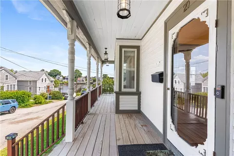 Exterior - 20 Spring Garden St, Warwick, RI 02888 photo 5 of 11