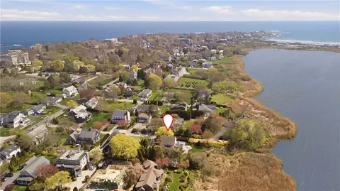 8 Key Ct, Newport, RI 02840