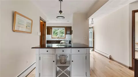 Entry Way - 4042 Post Rd #5, Warwick, RI 02886 photo 1 of 2