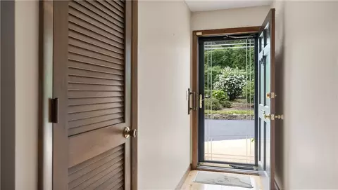 Entry Way - 4042 Post Rd #5, Warwick, RI 02886 photo 2 of 2