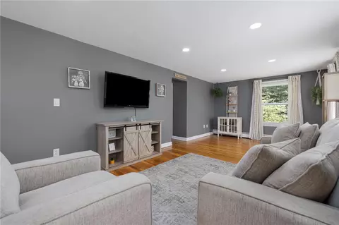 Living - 205 Read Ave, Coventry, RI 02816 photo 2 of 6
