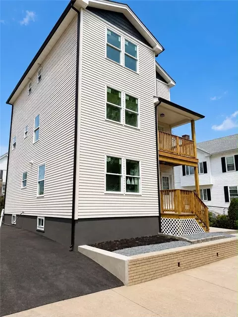259 California Ave, Providence, RI 02905