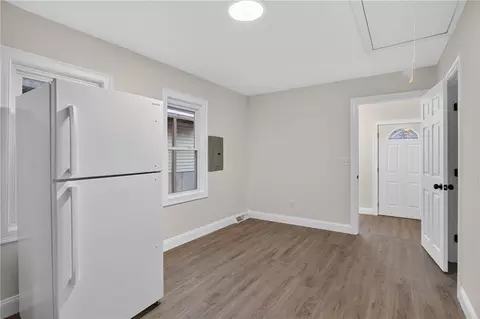Entry Way - 68 Uncas St, Warwick, RI 02889 photo 14 of 14