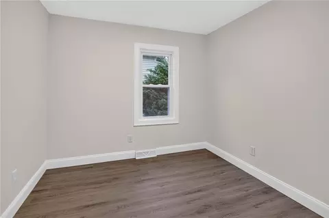 Bedroom - 68 Uncas St, Warwick, RI 02889 photo 1 of 11