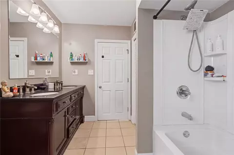Bath - 348 Park Pl, Woonsocket, RI 02895 photo 1 of 1