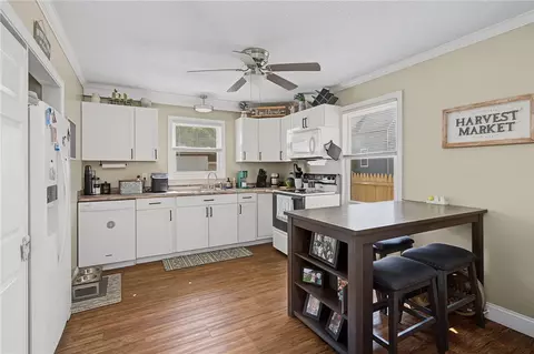 Kitchen - 348 Park Pl, Woonsocket, RI 02895 photo 1 of 3