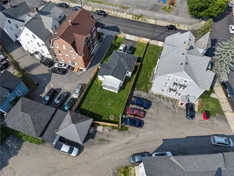 View/Area - 348 Park Pl, Woonsocket, RI 02895 photo 2 of 7