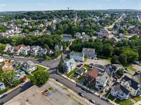 View/Area - 348 Park Pl, Woonsocket, RI 02895 photo 3 of 7