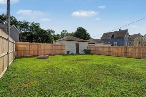Exterior - 348 Park Pl, Woonsocket, RI 02895 photo 8 of 11