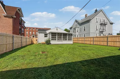 Exterior - 348 Park Pl, Woonsocket, RI 02895 photo 6 of 11
